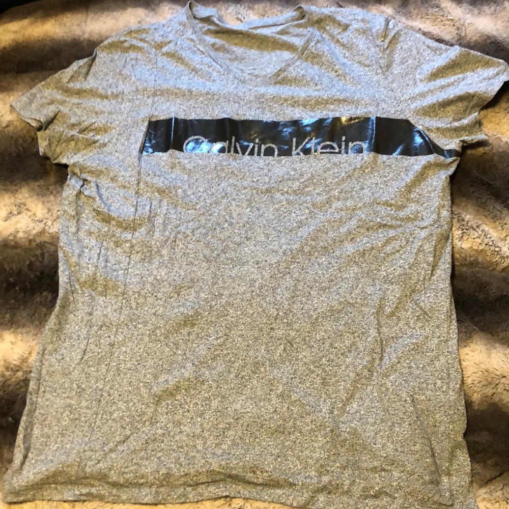 Calvin Klein gray T-shirt size XL